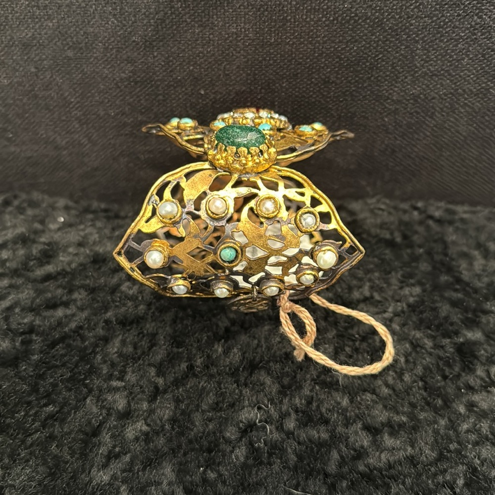 Cuff bracelet - Picture 3 of 4